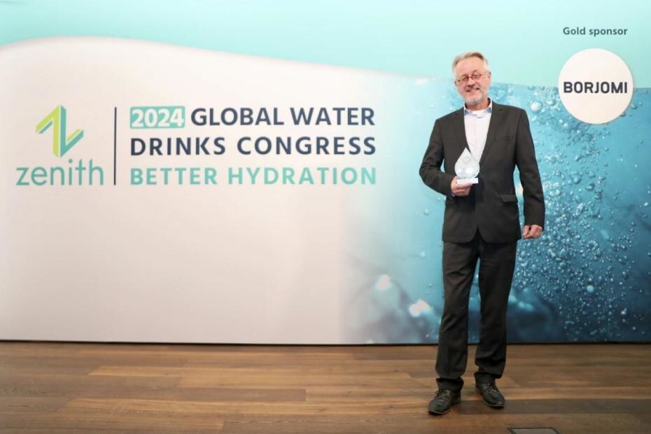 Yili recibió los 2024 Global Water Drink Awards