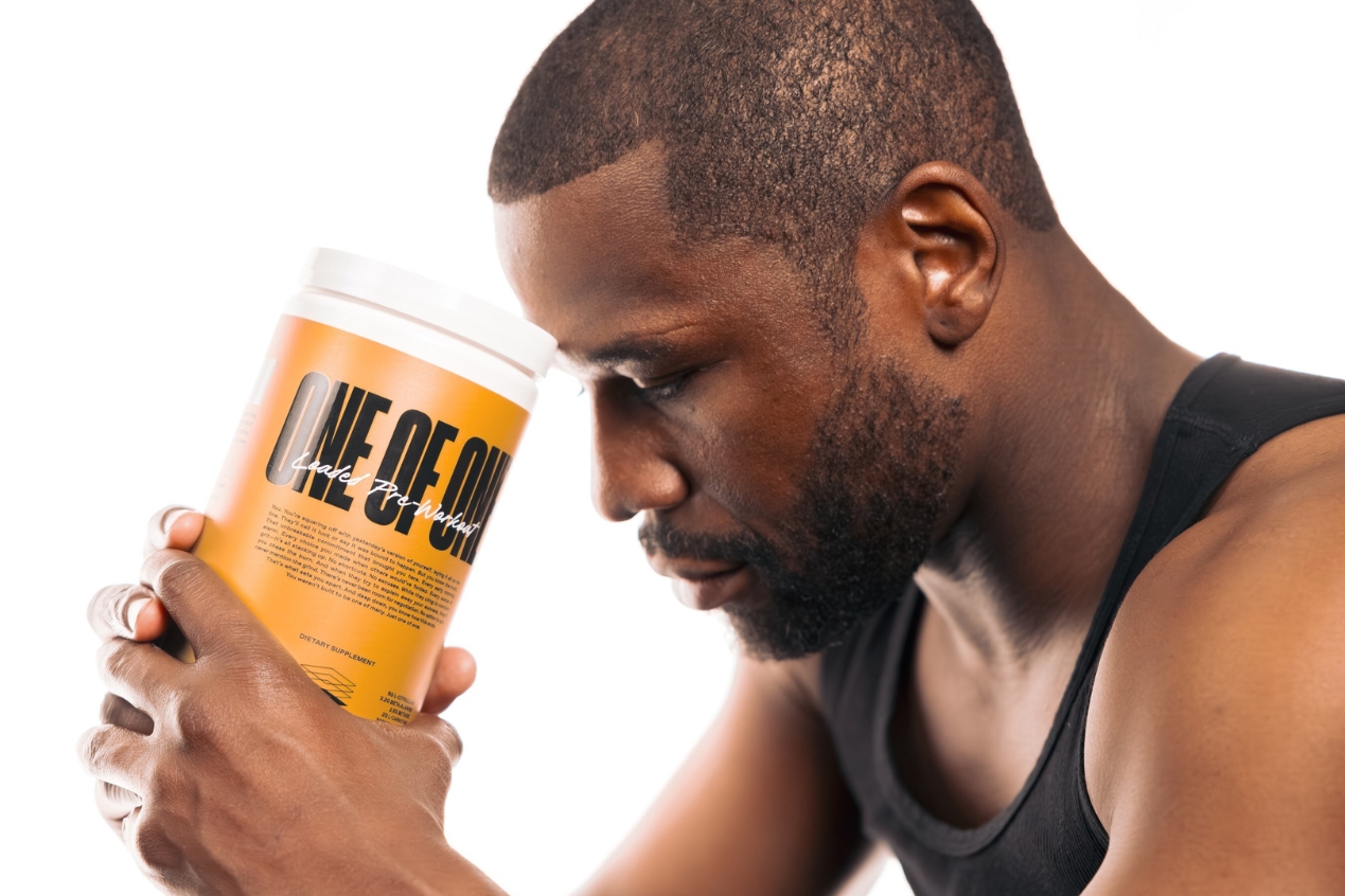 Floyd Mayweather lanza su propia línea de suplementos deportivos 101