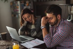 Fundación AZ Blue: Alivio financiero para miles de familias en Arizona