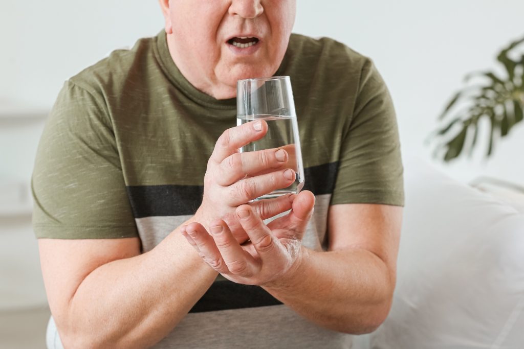 Campaña busca concienciar sobre el Parkinson en comunidades hispanas durante abril