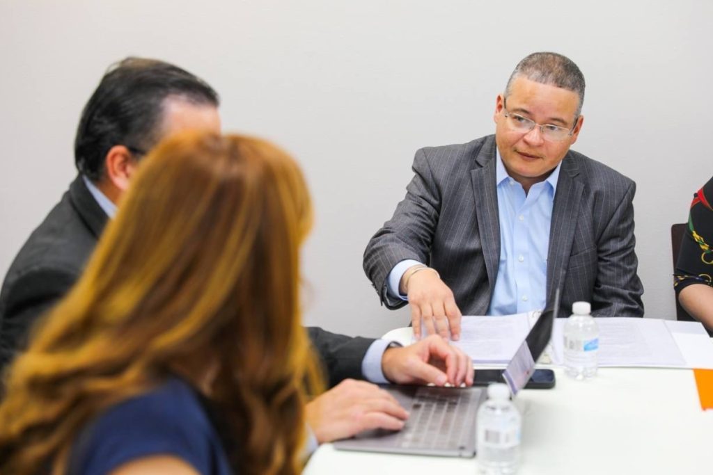 El secretario de Salud confirmó que la aseguradora Humana Inc. dejará de ofrecer su cubierta Medicare Advantage en Puerto Rico a partir del 31 de diciembre de 2025.