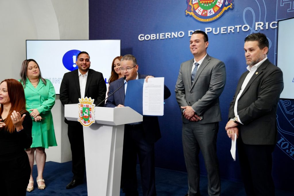 Nuevo reglamento extiende vigencia del certificado de Ley 300 y simplifica proceso para profesionales de la salud